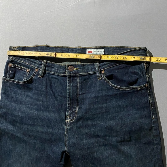 Wrangler Dark Blue Straight Jeans - Picture 4 of 10